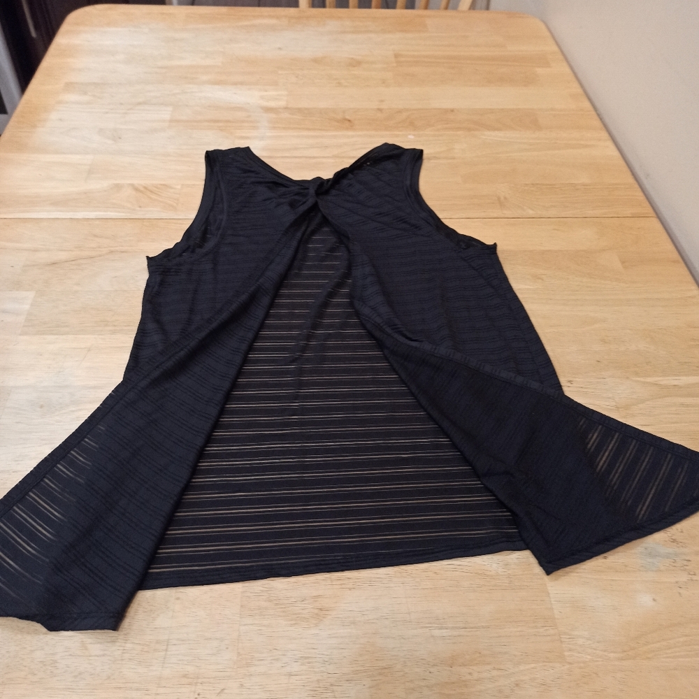 Lululemon Women's Meet Halfway Tank*Striped Black Size 8 - Picture 11 of 16